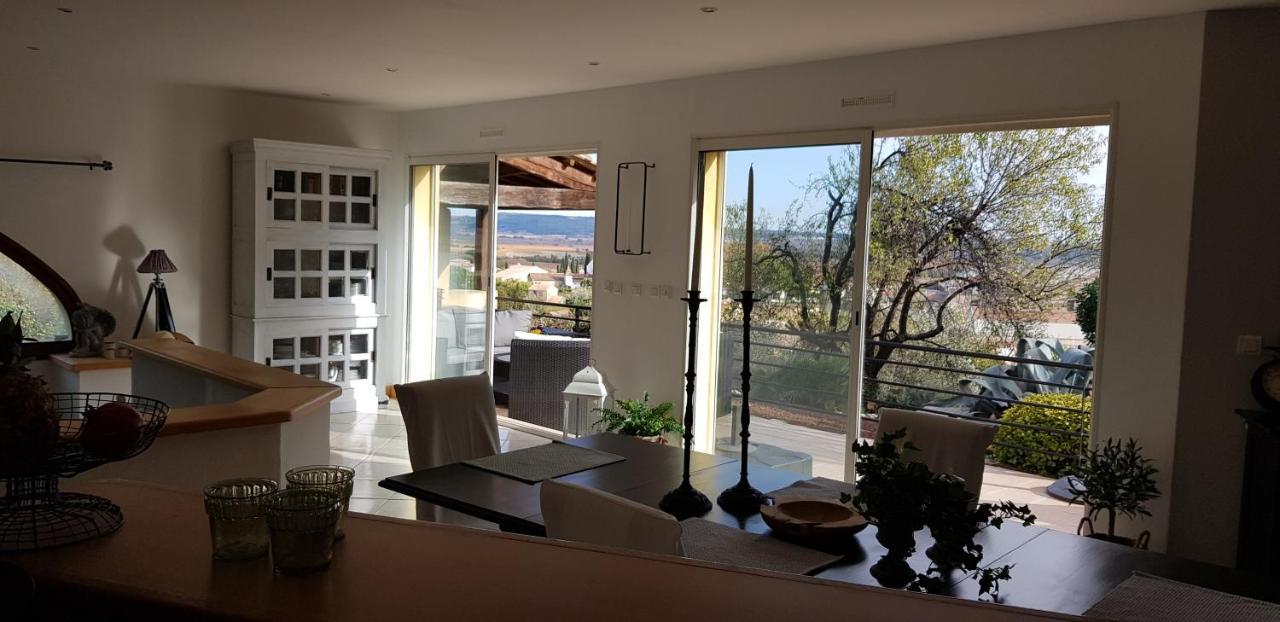 Roujan Beautiful Villa With A Stunning View מראה חיצוני תמונה