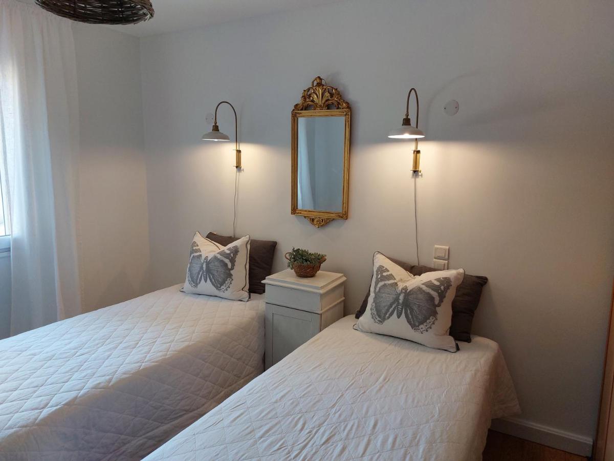Roujan Beautiful Villa With A Stunning View מראה חיצוני תמונה