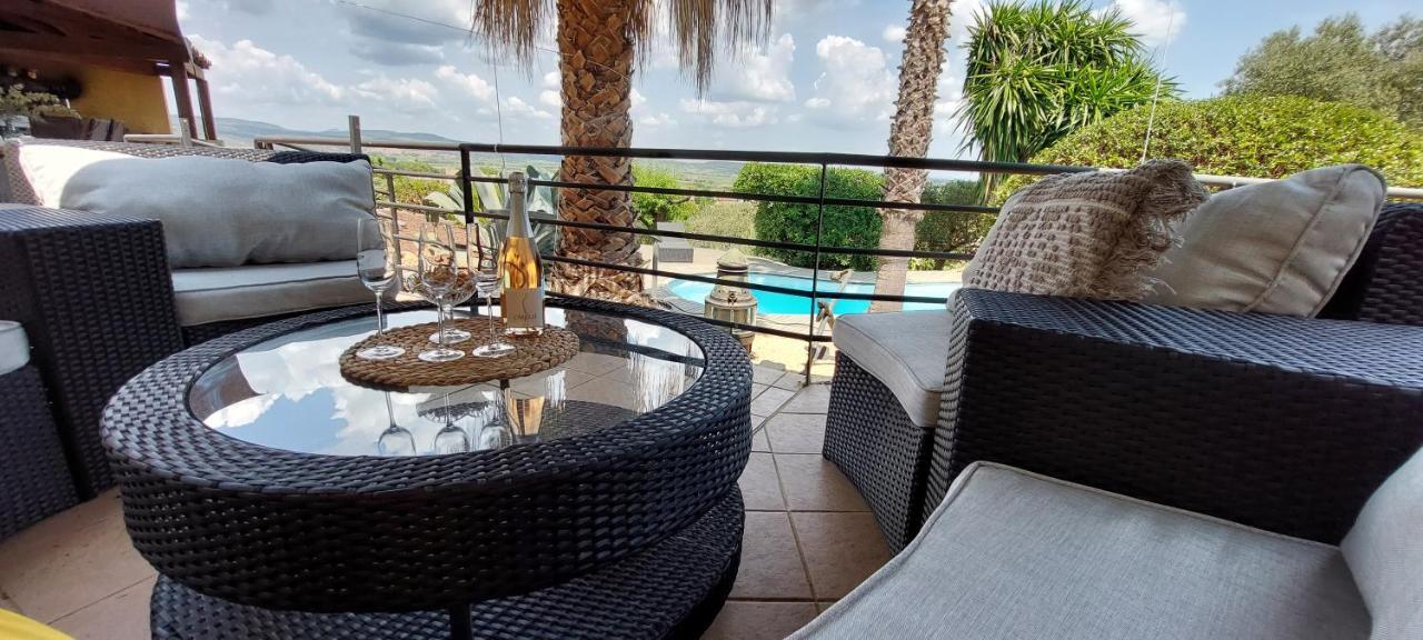 Roujan Beautiful Villa With A Stunning View מראה חיצוני תמונה